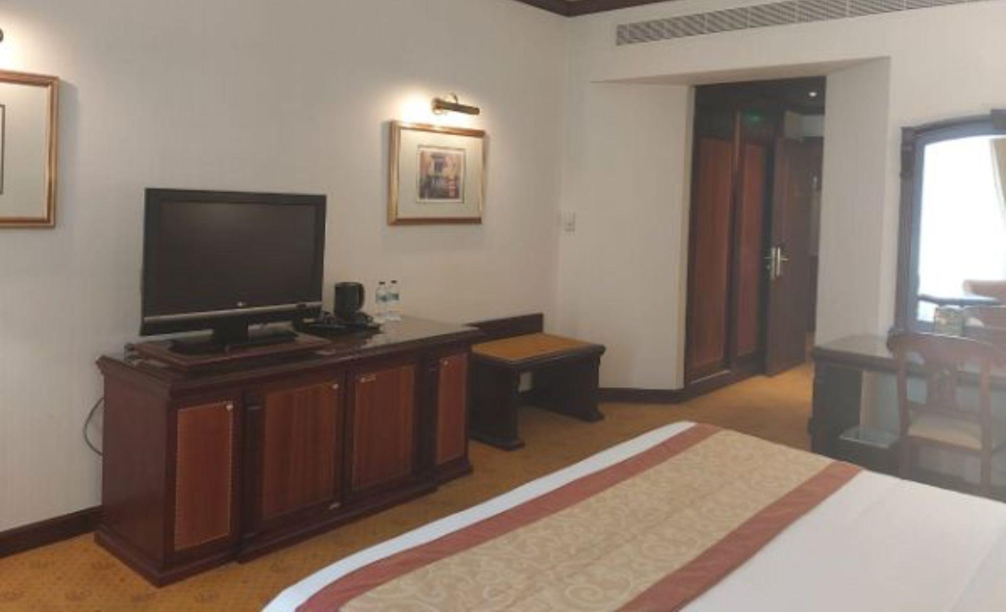 Executive room  Knight Castle Hotel Dubai